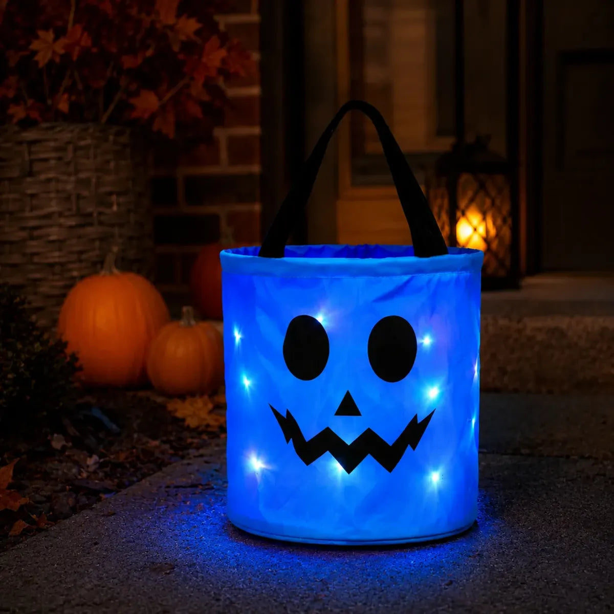BVJ® LED Light-Up Halloween Pumpkin Candy Buckets – Reusable Trick-or-Treat Bags🎃